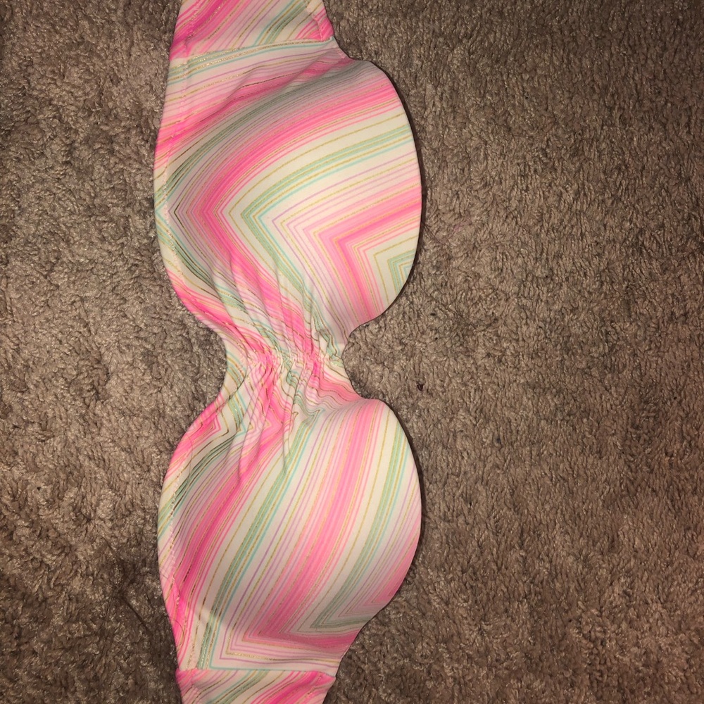 34D Strapless VS Bikini Top